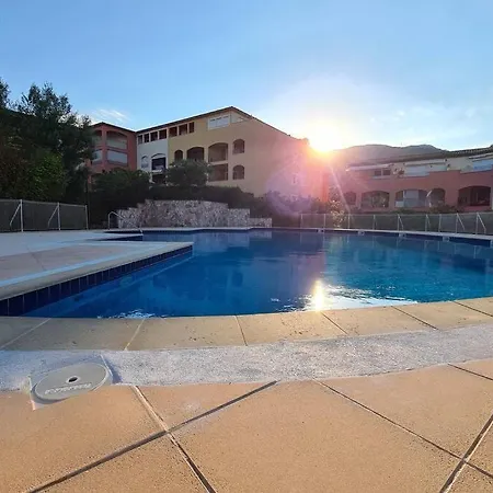 Climatise Les Lavandiers 6 Personnes Piscines Apartment *